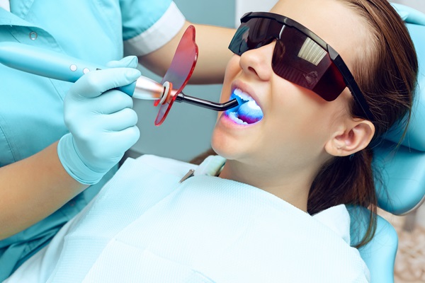 See A Laser Dentist For A Painless Treatment